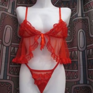 NWOT RESQUE S lingerie classic red Bodydoll Night